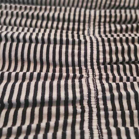 H&M Dress - Picture 2 of 2